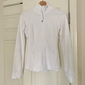 ✨Lululemon🔥DEFINE Jacket / size 4 / color White